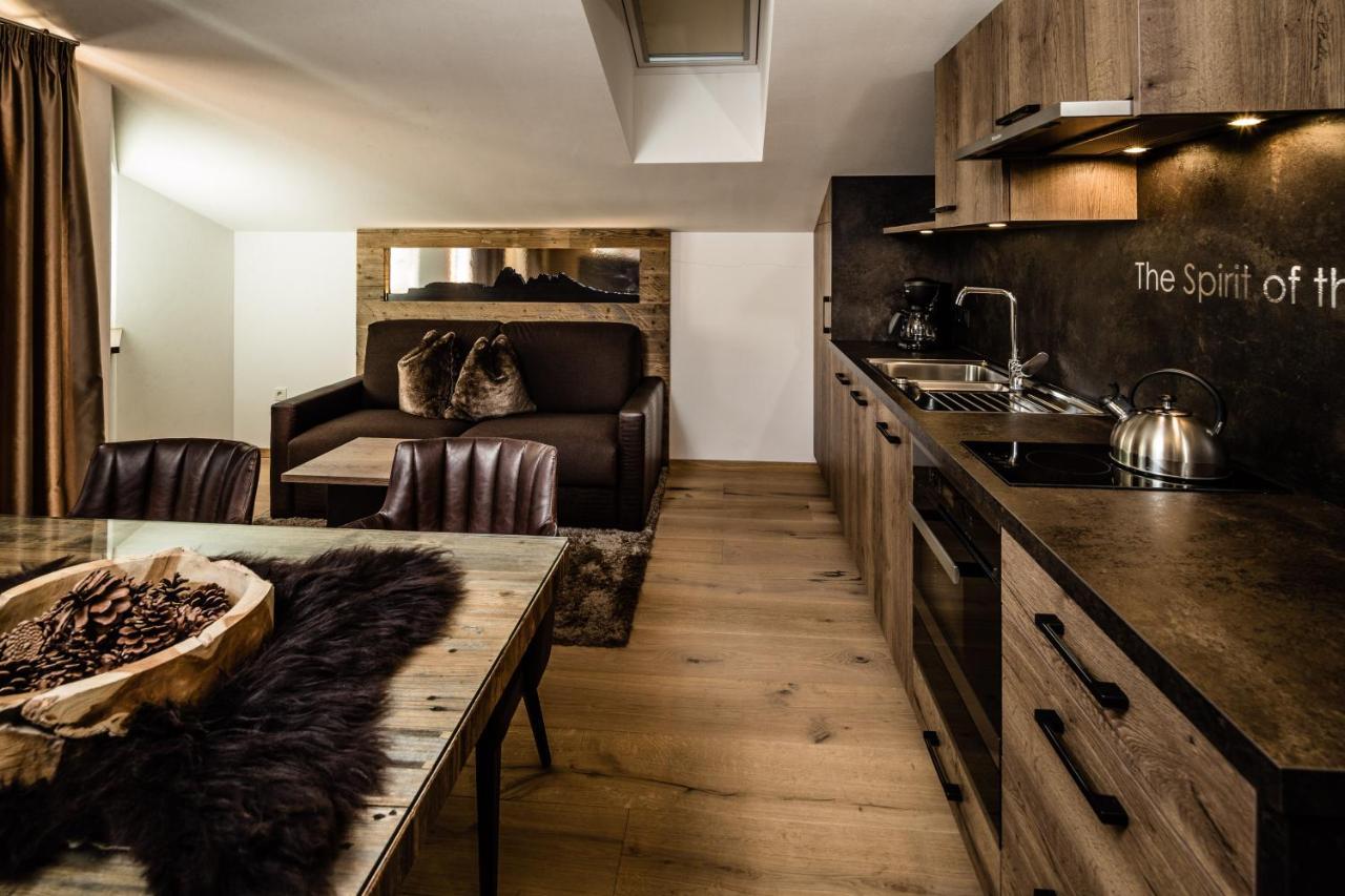 Apartments Villa Gardena - Gardenahotels Σέλβα ντι Βαλ Γκαρντένα Εξωτερικό φωτογραφία