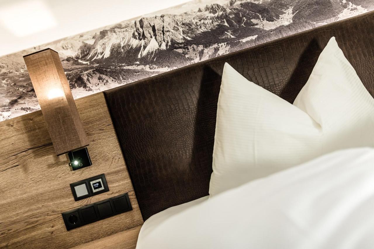 Apartments Villa Gardena - Gardenahotels Σέλβα ντι Βαλ Γκαρντένα Εξωτερικό φωτογραφία