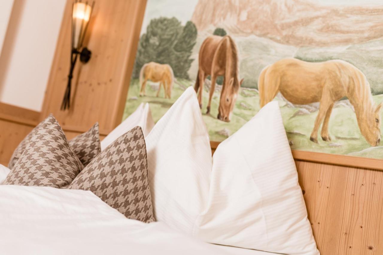 Apartments Villa Gardena - Gardenahotels Σέλβα ντι Βαλ Γκαρντένα Εξωτερικό φωτογραφία