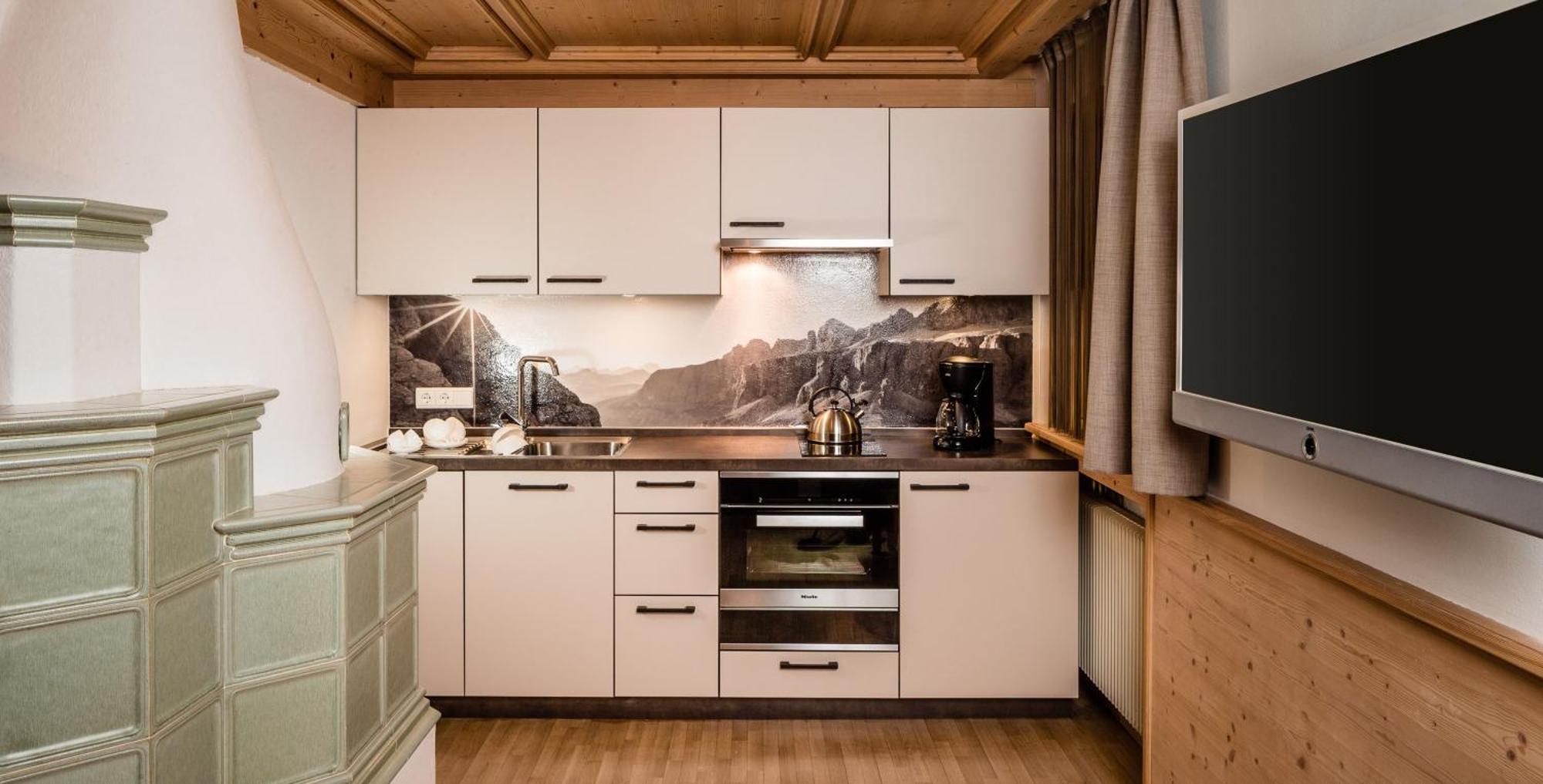 Apartments Villa Gardena - Gardenahotels Σέλβα ντι Βαλ Γκαρντένα Εξωτερικό φωτογραφία